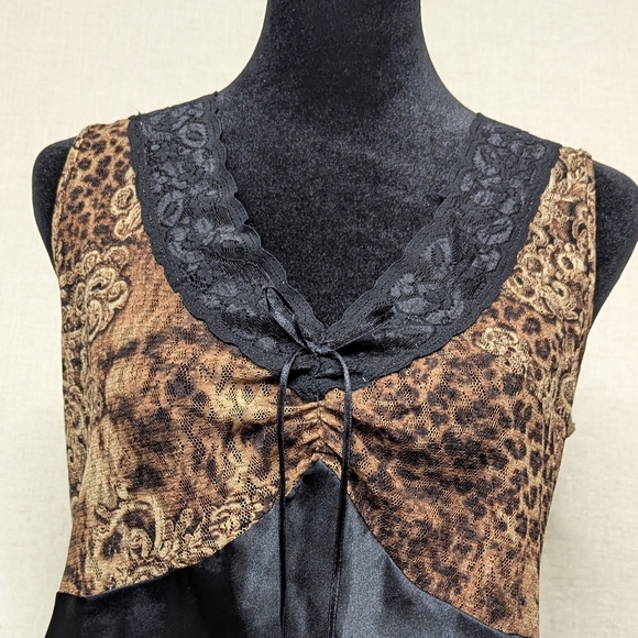 Gilligan & O'Malley Leopard Lace Maxi Nightgown M Slit Valentine's Sexy - Picture 3 of 13